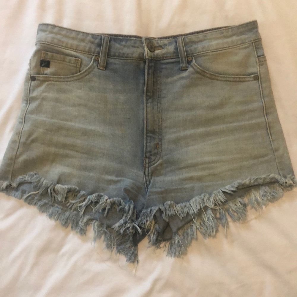 Kancan high waisted jean shorts with frayed hem